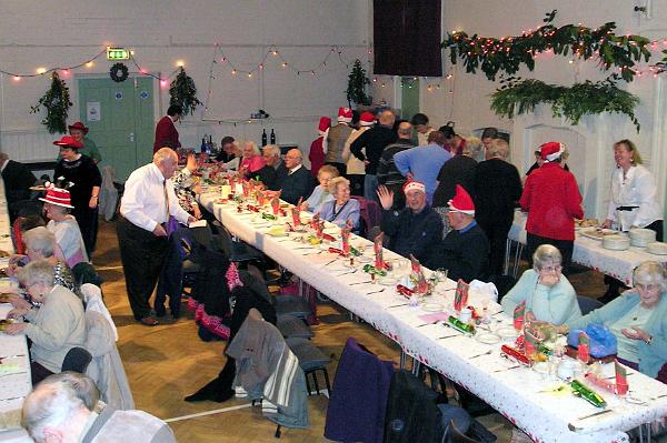 Please form an orderly queue.JPG - OLYMPUS DIGITAL CAMERA         